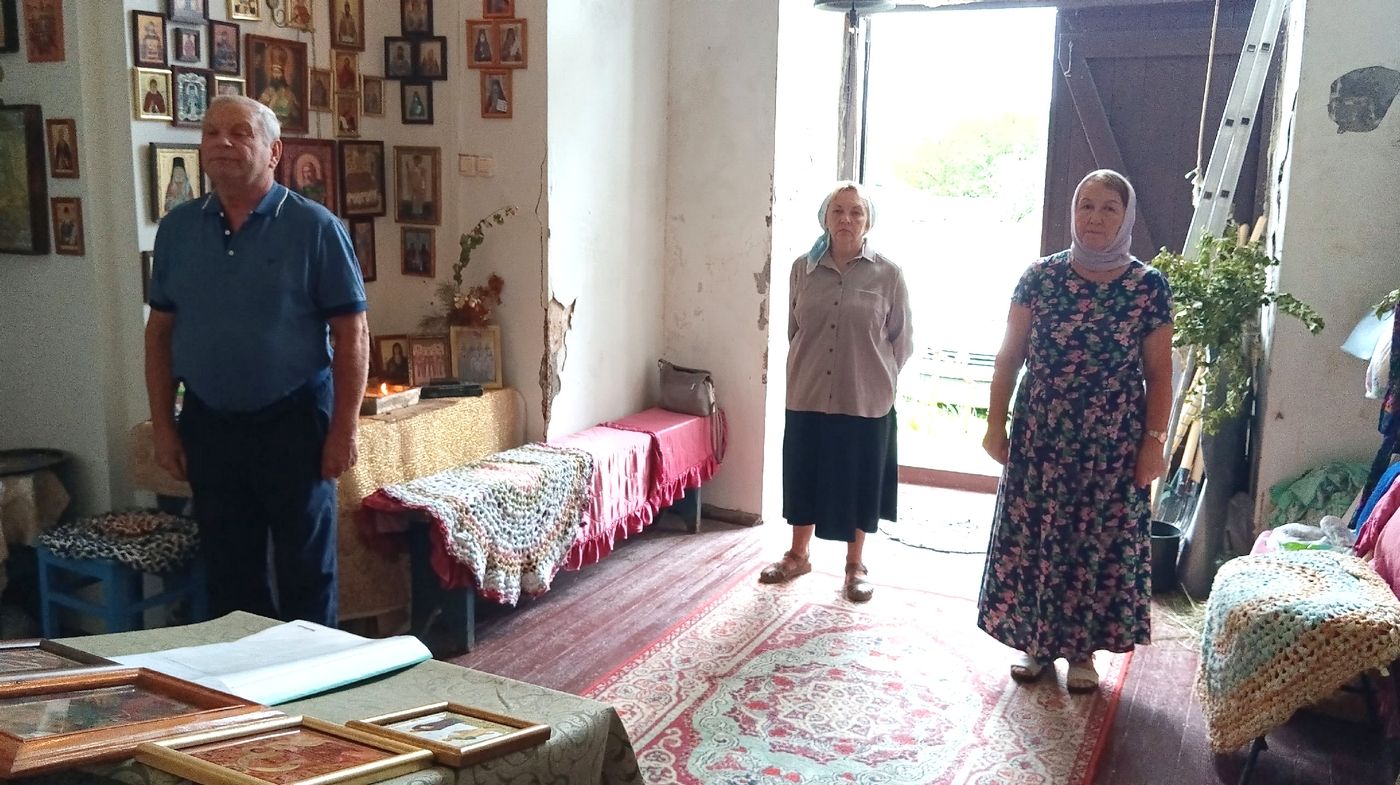 Праздничные молебны в селах прихода